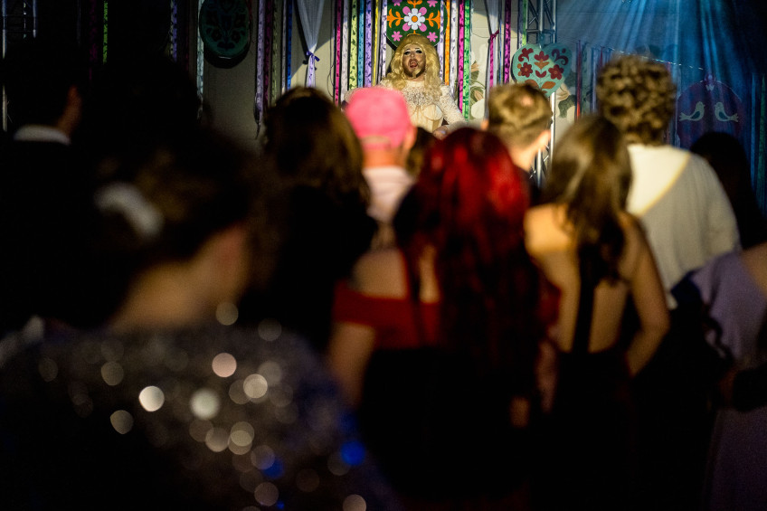 Queerowy bal w Starym Teatrze / Fundacja Równość.org.pl