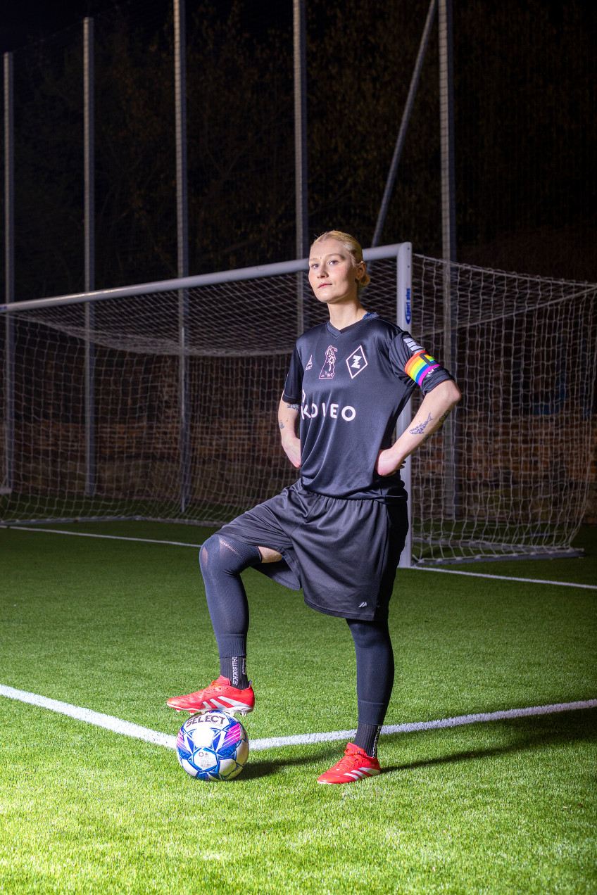 Laura, AKS ZŁY, Warszawa / Agata Kubis. Zdjęcie jest częścią projektu Sport Friendly pod kierownictwem artystycznym Emiliena Buffarda